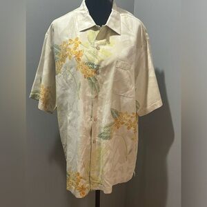 Tommy Bahama Silk Shirt Men’s Medium Cream Multicolor Hawaiian Floral Island